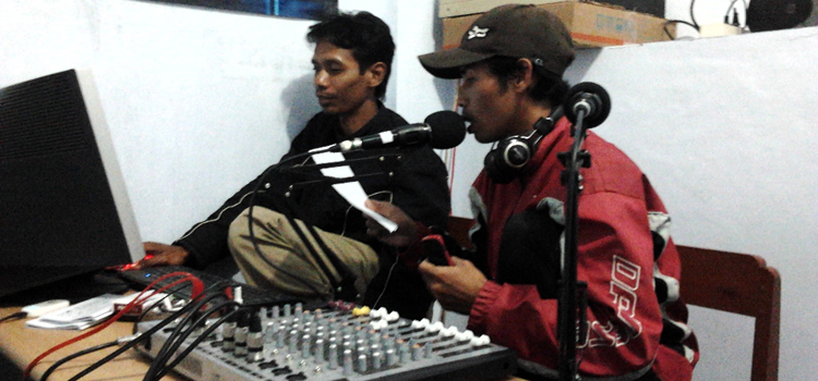 Radio Komunitas Sebagai Pelestari Budaya Lokal